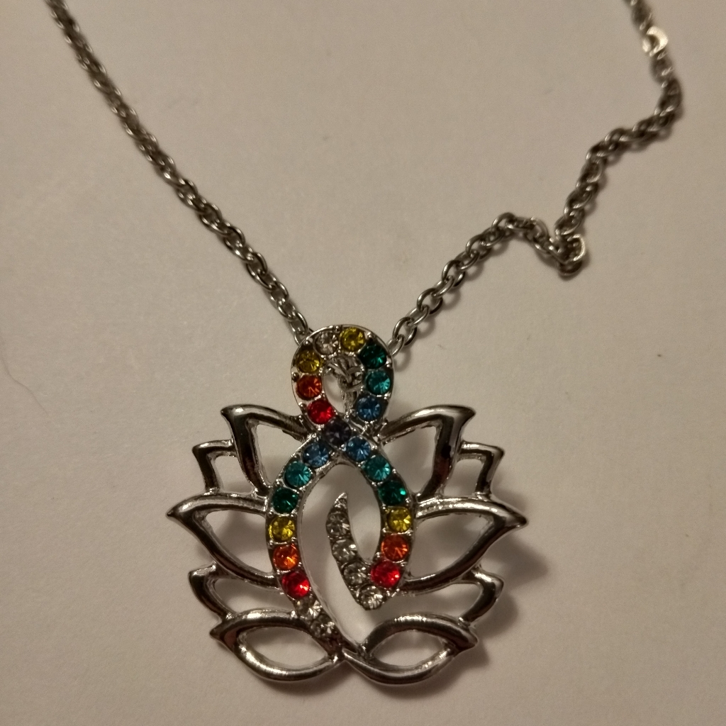 Multicolor Lotus Pendant Necklace 8$